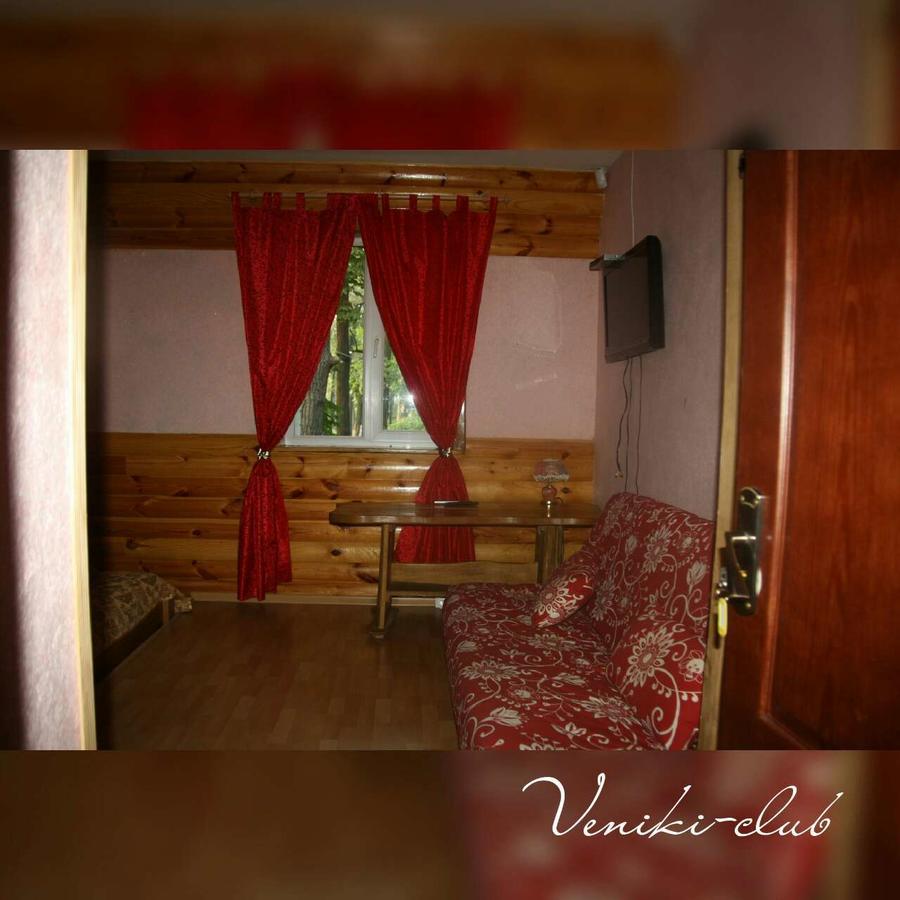Hotel Veniki-Club Vorzel Exteriér fotografie